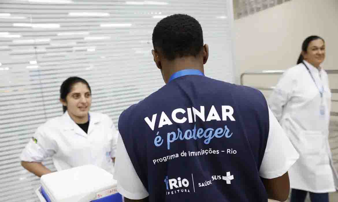 Saúde amplia vacinação contra hepatite A para usuários de PrEP